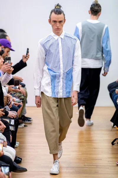 Look 29